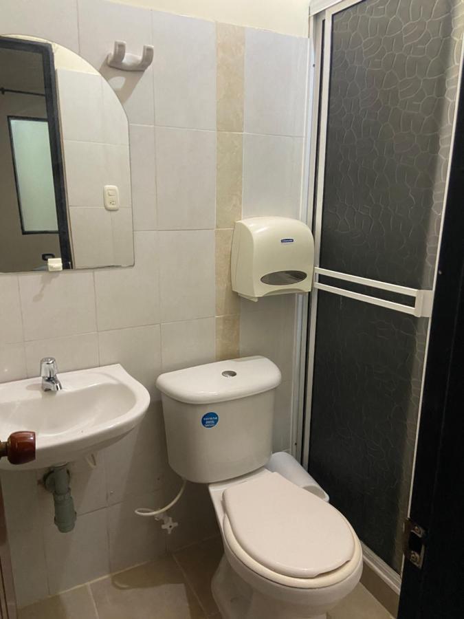 Otono Hostel San Gil Luaran gambar