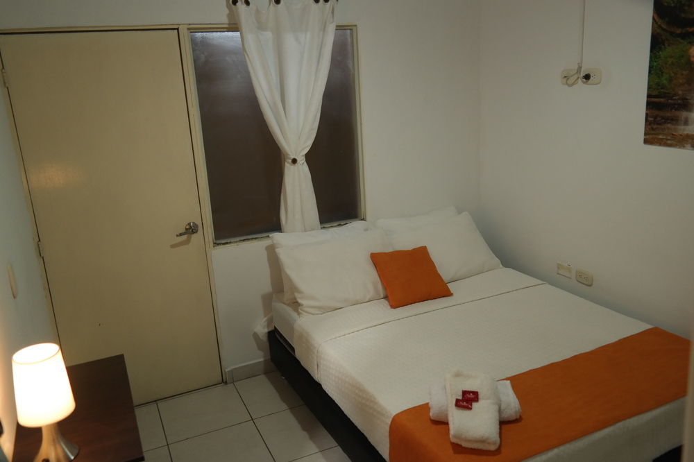 Otono Hostel San Gil Luaran gambar